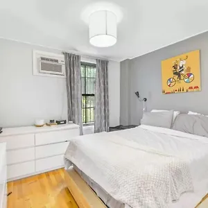 Homestay Friendly In Williamsburg, New York